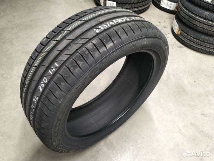 Kumho Ecsta PS71 SUV 245/45 R20 103W