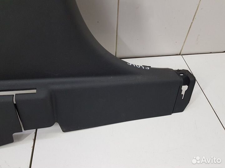 Обшивка стойки центральная левая