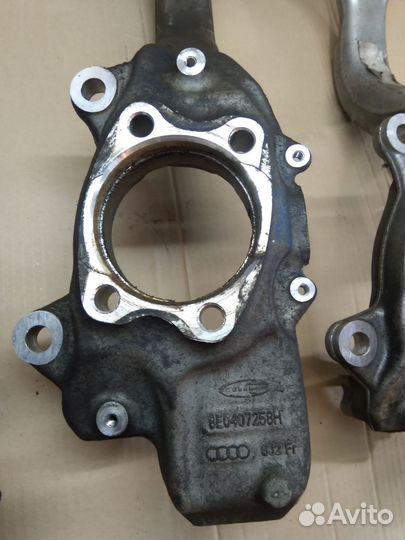 Кулак поворотный audi A4 B7 B6