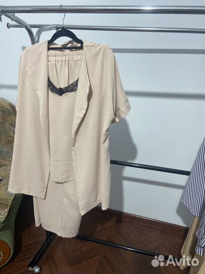 Брючный костюм женский