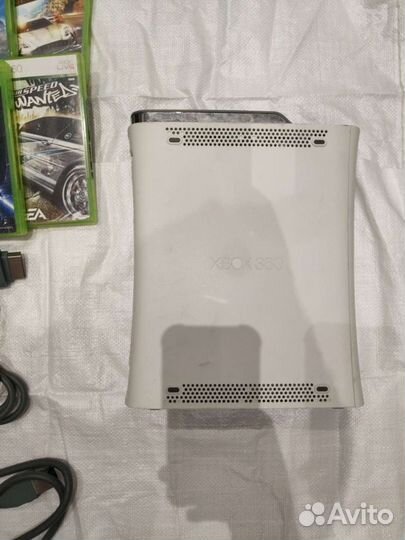 X-Box 360 console