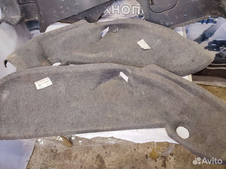 Обшивка арок багажника Opel Astra F