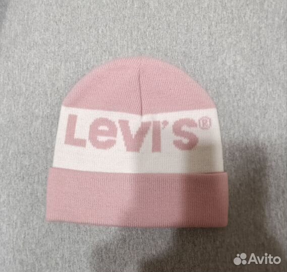 Шапка женская Levis оригинал