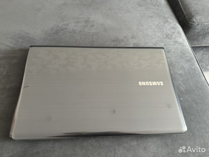 Ноутбук самсунг