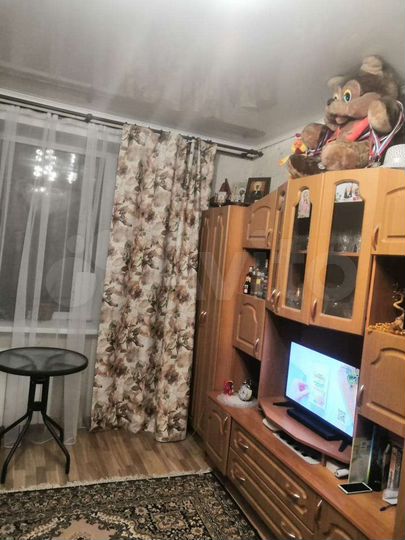 Комната 18 м² в 5-к., 3/5 эт.