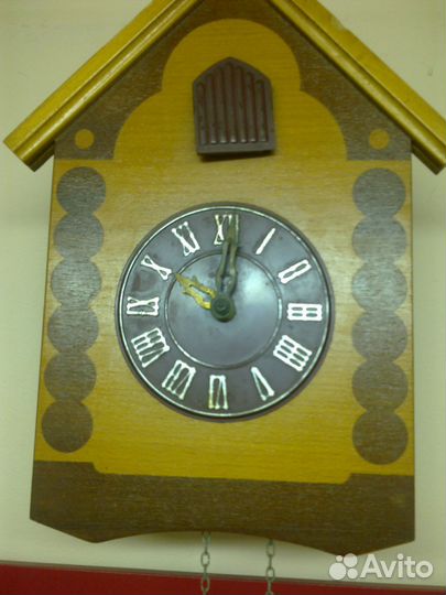 Часы с кукушкой (много разных видов)