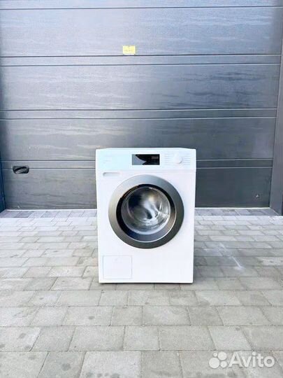 Стиральная машина Miele WED 135 WPS 2022 года