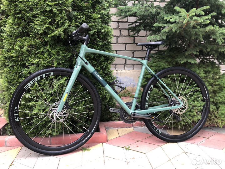 Вклосипед cube