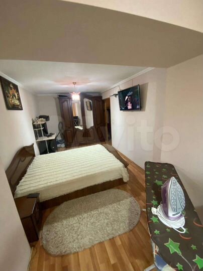 2-к. квартира, 60 м², 1/5 эт.