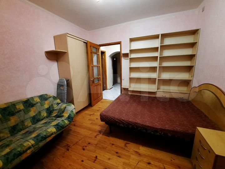 3-к. квартира, 79 м², 2/5 эт.