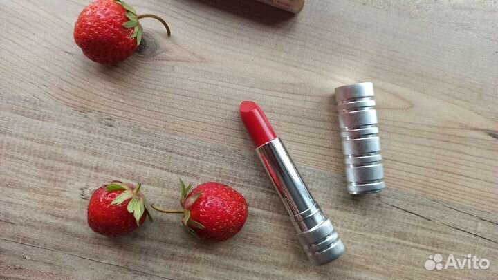 Clinique новые тоналка, помада, лак для губ