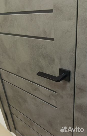 Двери межкомнатные бетон тёмный