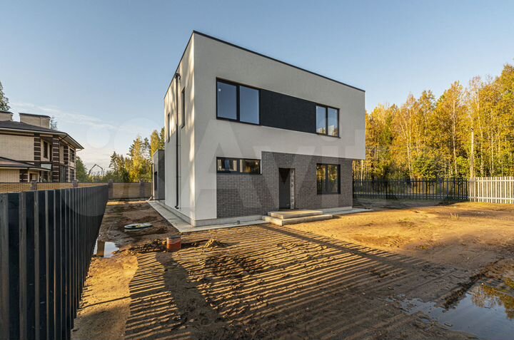 Дом 251,6 м² на участке 11,5 сот.