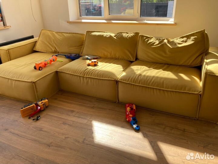 Угловой диван