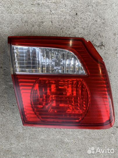 Фонарь задний внутренний Mazda 626 GF