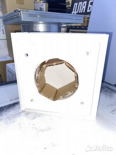 Вентилятор, решетки декоративные