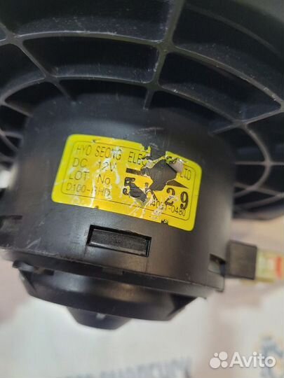 Моторчик отопителя SsangYong Kyron I (2005—2007)