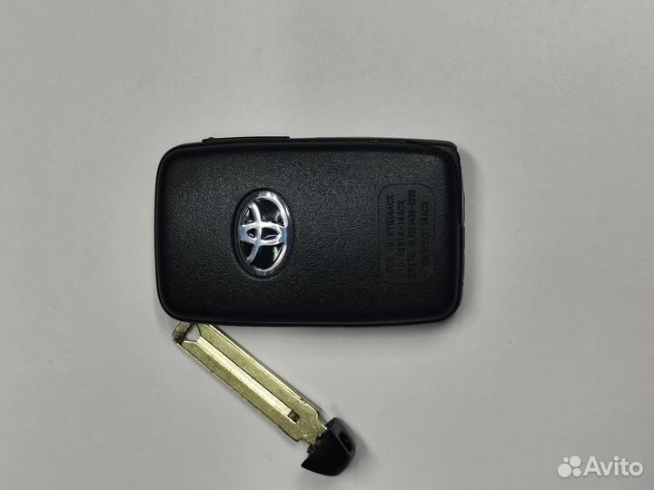 Смарт ключ Toyota Prius,IQ, Verso