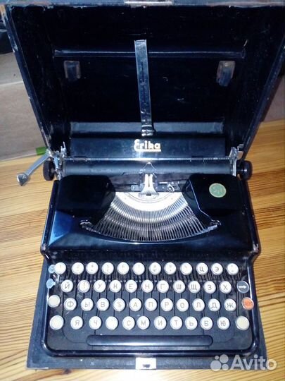 Пишущая машинка