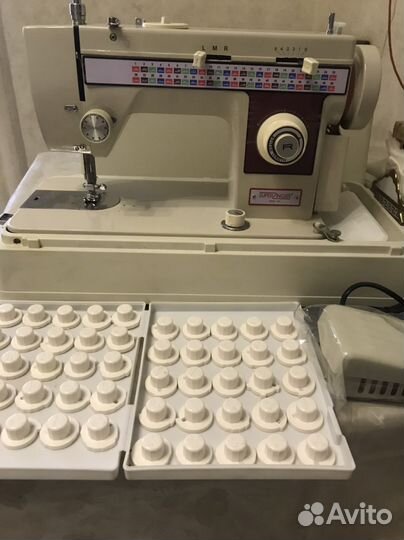 Швейная машина Новая Професиональ