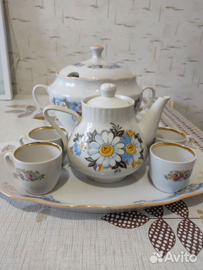 Небольшой сервиз