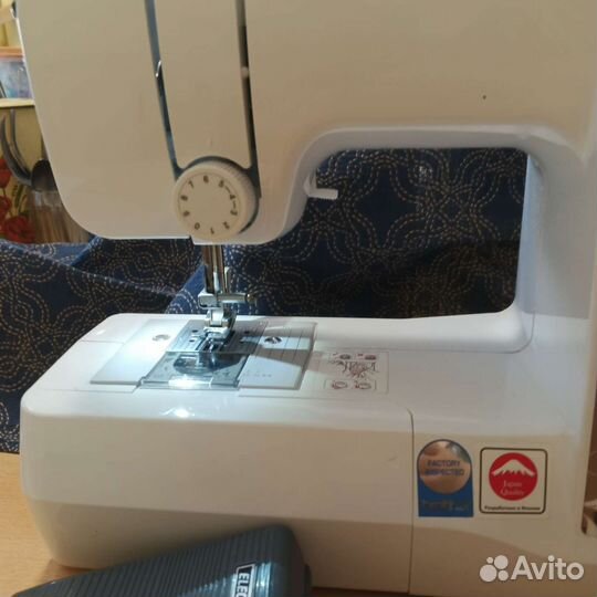 Швейная машина Brother