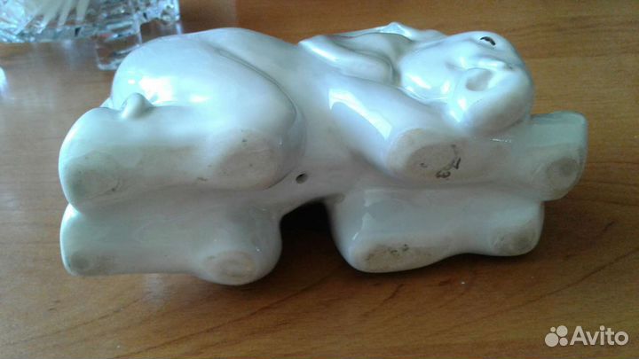 Статуэтка фарфоровая лфз спящий слоник