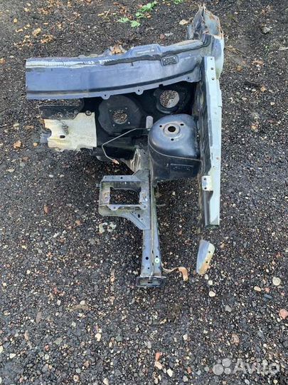 Лонжерон левый Ford Fusion MK1 2004