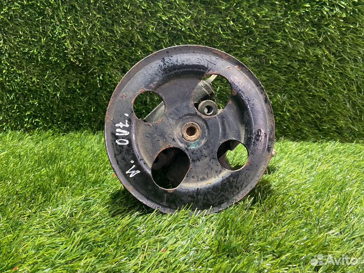 Насос гура Mitsubishi outlander 1