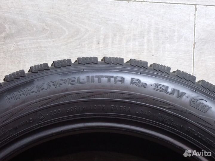 Nokian Tyres Hakkapeliitta R2 SUV 255/50 R19 107R