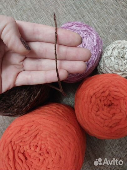Пряжа для вязания, велюр и плюш
