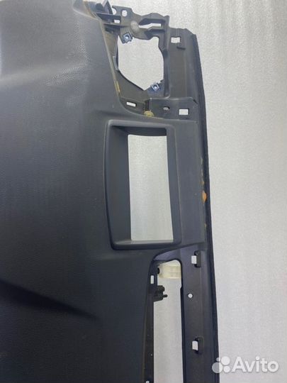 Торпедо с подушкой переднее Toyota Camry V70/V75