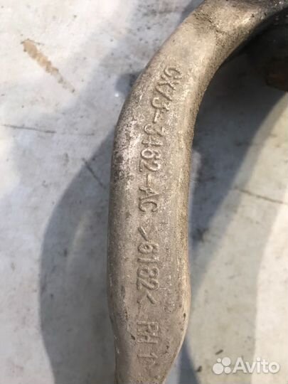 Вилка амортизатора передняя правая Jaguar F-Pace