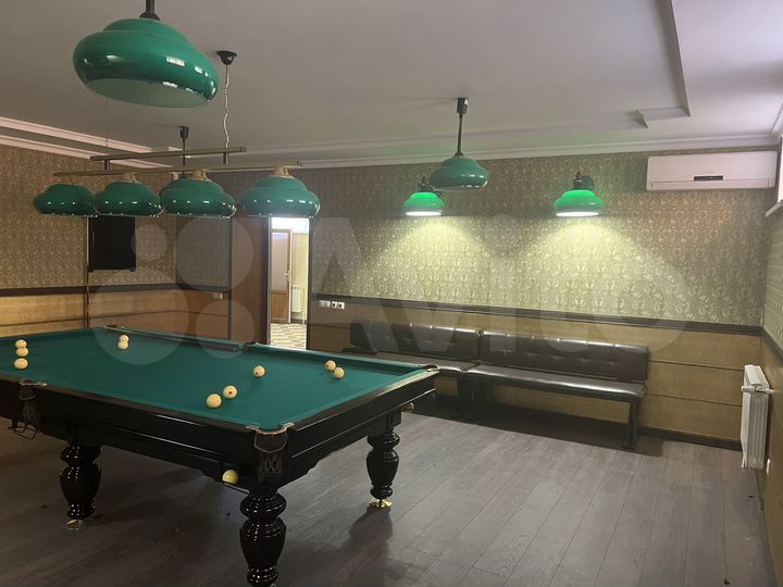 Дом 600 м² на участке 25 сот.