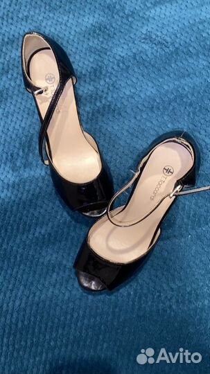 Босоножки женские 39 размер