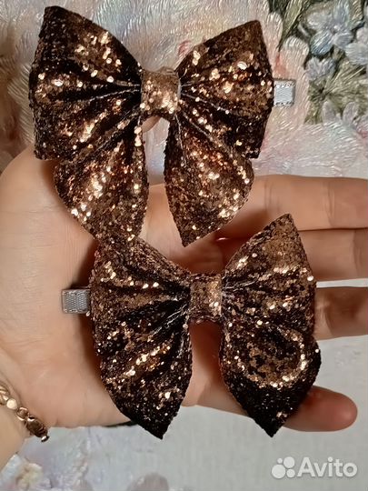 Заколки для волос