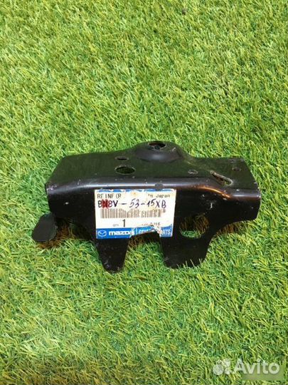 Кронштейн крепления крыла Mazda 3 Bk 2002-2009