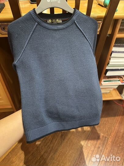 Джемперы шерстяной на мальчика 104