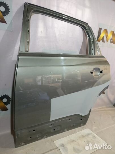 Ауди Q7 2015- Дверь левая задняя 4243