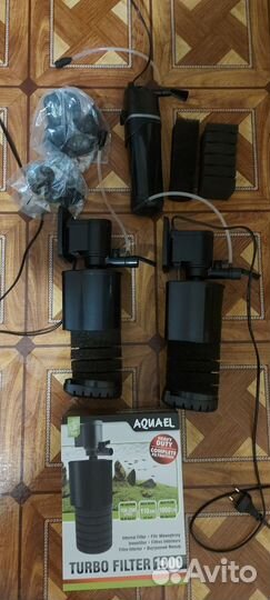 Замки, фильтры и Грунт для аквариума голубой