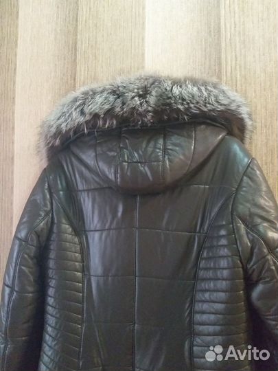 Пуховик женский