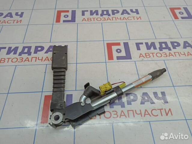 Ответная часть ремня безопасности передняя правая