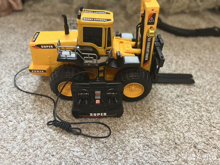 Игрушка автопогрузчик