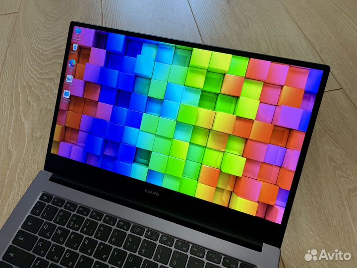 Стальной Huawei Ryzen 5 - 6 ядерный