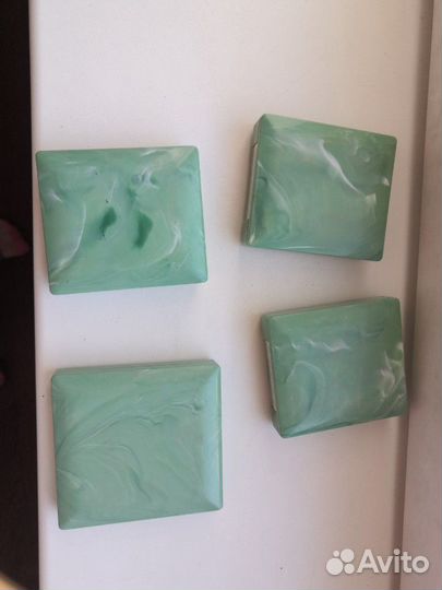 Пудреница-зеркало Clinique