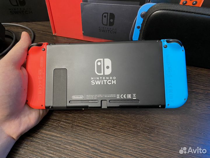 Nintendo Switch Rev2 прошитая (hwfly) + игры