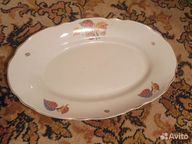 Блюдо фарфор
