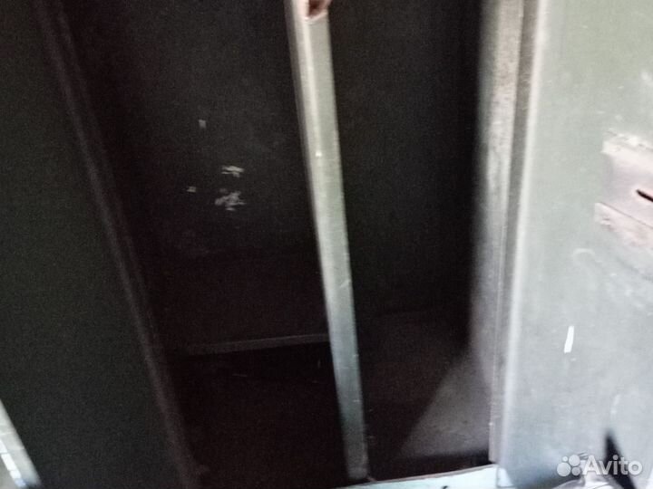 Шкаф металлический для инструментов бу или оружия