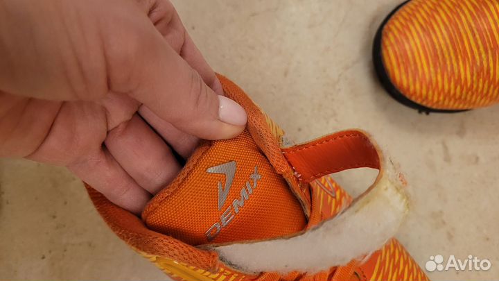 Бутсы футбольные сороконожки 31-32 р