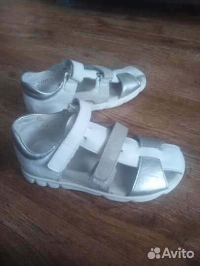 Босоножки для девочки